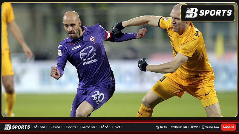 Hellas Verona vs Fiorentina bắt đầu với sự áp đáo của đội khách